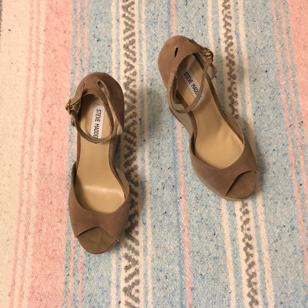 Steve Madden Wedges